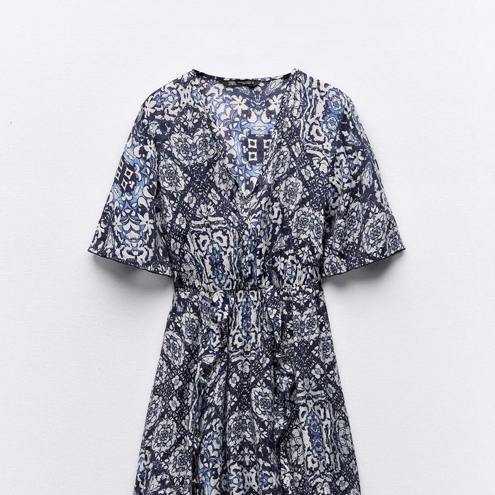 NWOT ZARA Blue Patterned Dress